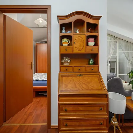 Dida I Nonna Piazza View * 波雷奇