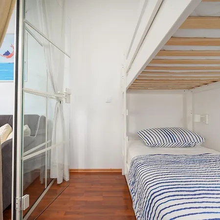 Dida I Nonna Piazza View